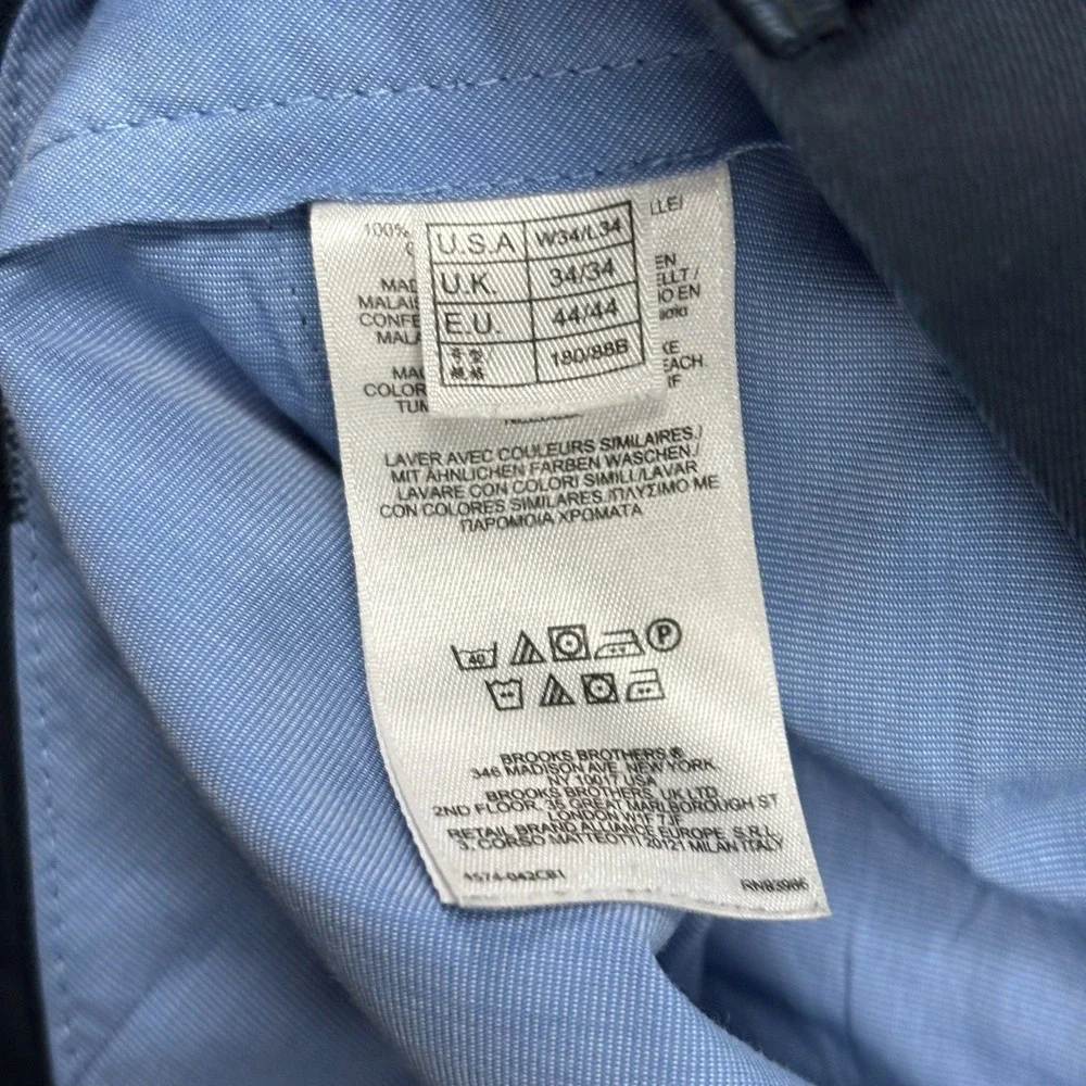 Brooks Brothers pocket accuracy